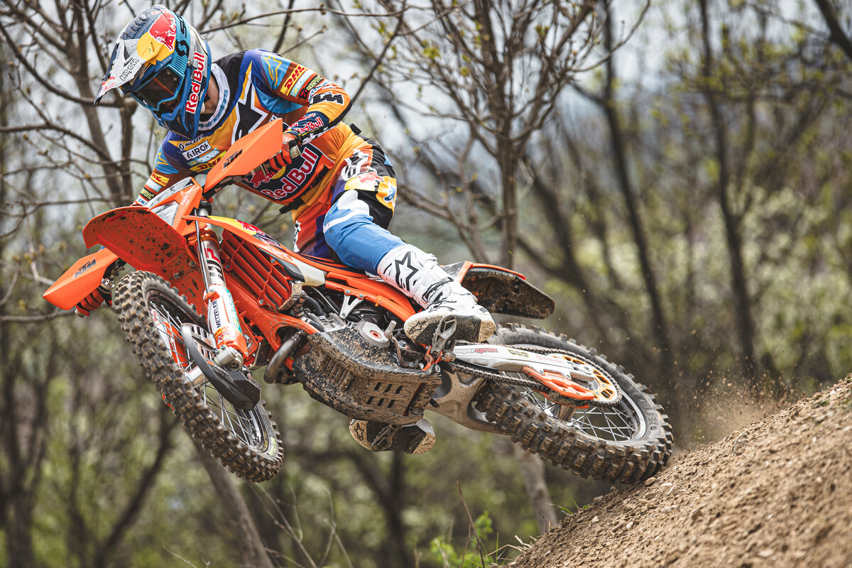 josep-garcia_action_red-bull-ktm-factory-racing_ktm-250-exc-f_2_p89786