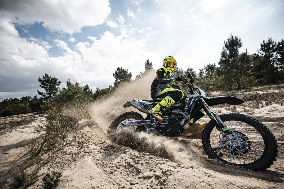 _triumph_enduro_2025_01738