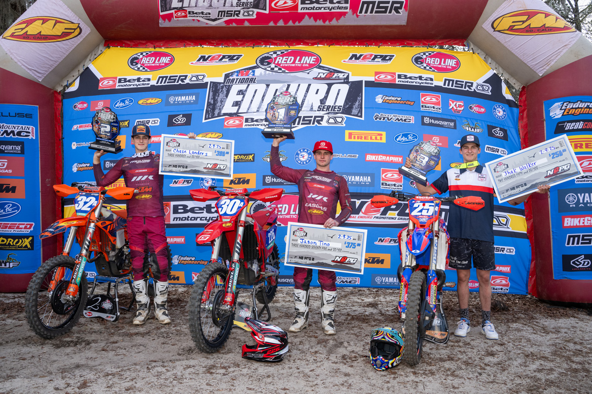 ne-pro-2-podiums