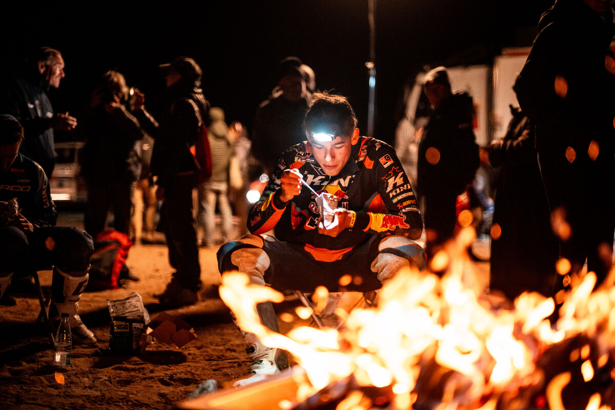663056_edgar-canet_ktm_dakar-rally-2025_saudi-arabia_stage2_017_p68911