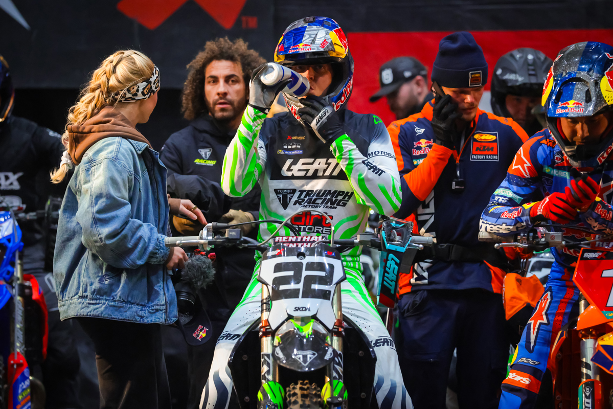 5 mins with…Jonny Walker talking EnduroCross on the Triumph 450