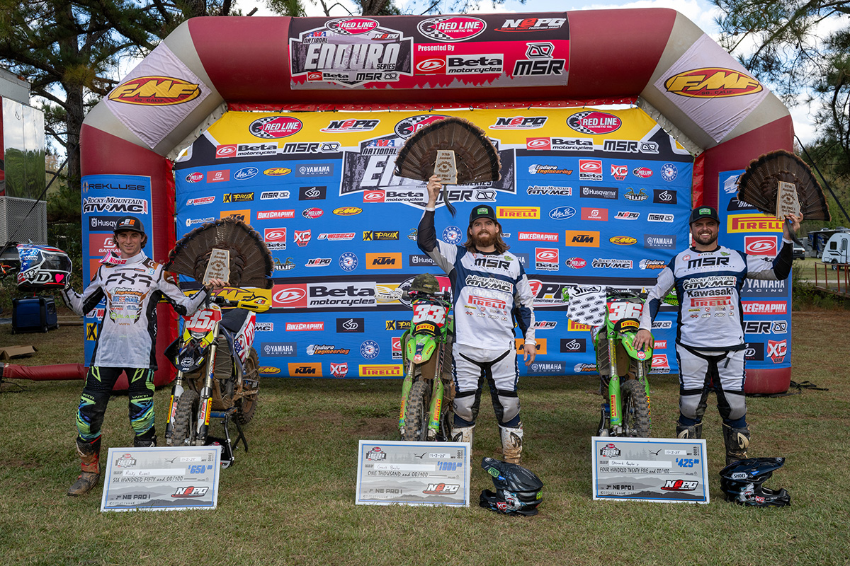 ne-pro-1-podium