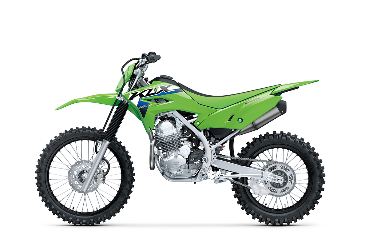 First look: 2026 Kawasaki KLX230R S – easy-going trail bike gets bigger tank and ergonomic updates