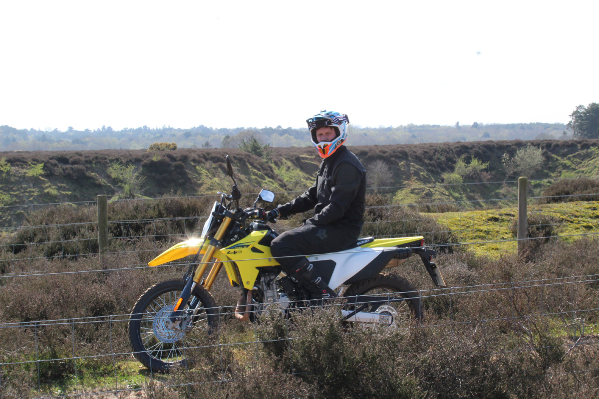 2026_suzuki_dr-z_enduro21_img_4599