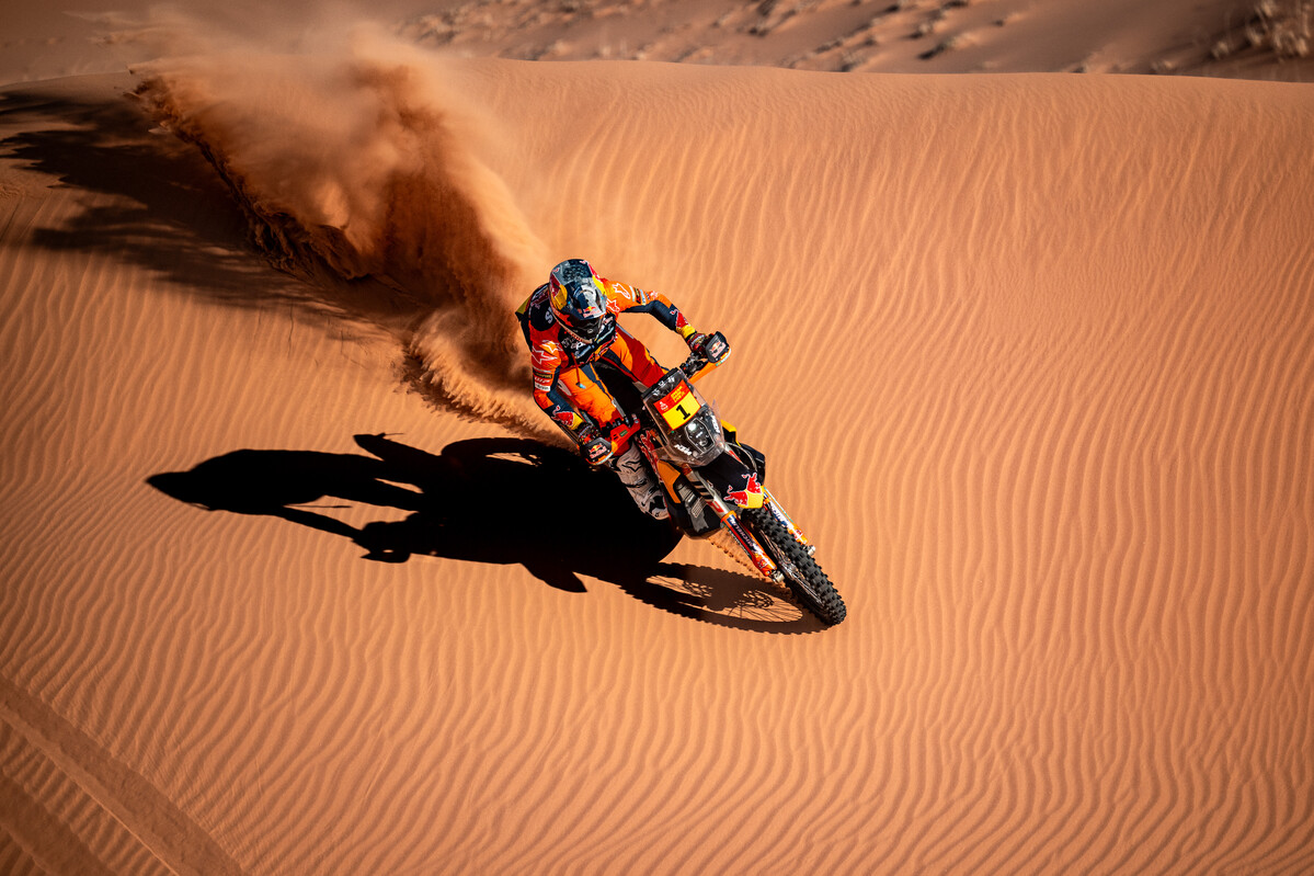 729823_daniel-sanders_ktm_dakar-rally-2026_saudi-arabia_stage6__p25085