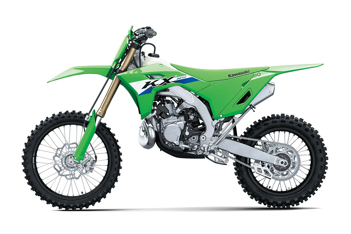 First Look: Kawasaki KX327X MY2027 – the new fuel-injected two-stroke cross-country bike