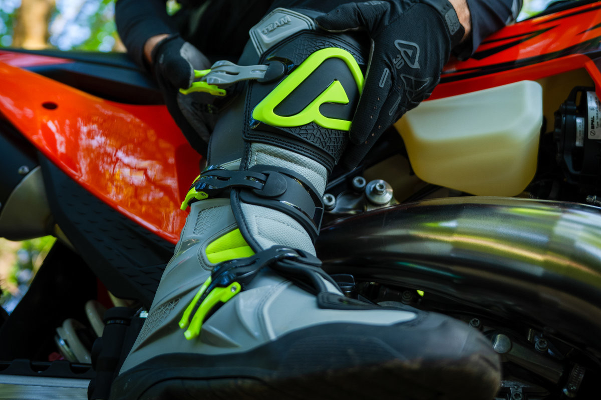 Acerbis X-TEAM 2.0 boots – certified enduro/adventure protection