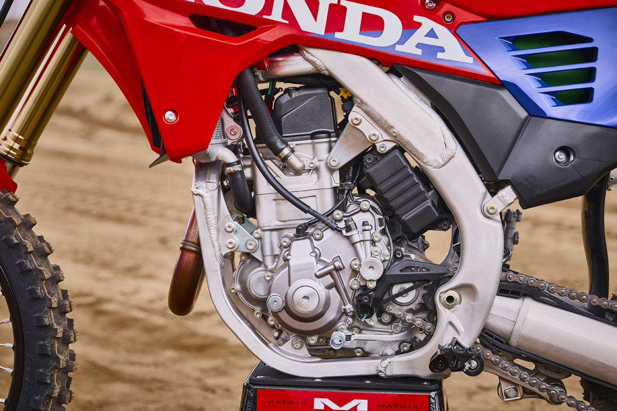 576158_27ym_honda_crf450r