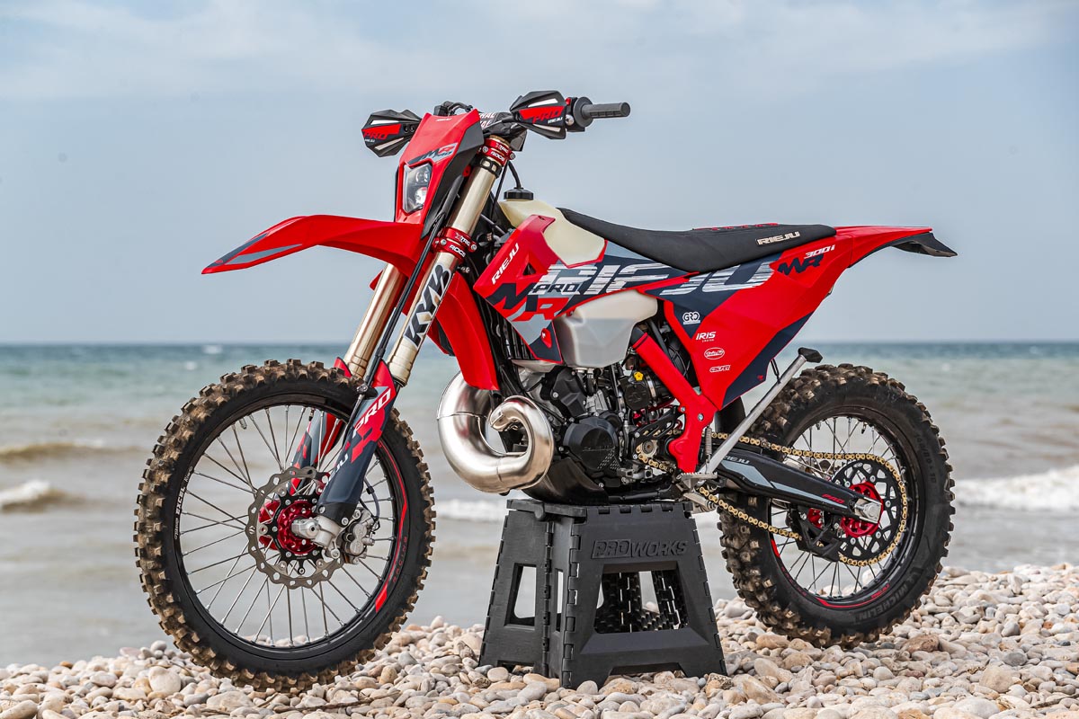Rieju MR 300i Hard Enduro 2027: fully equipped and ready to race