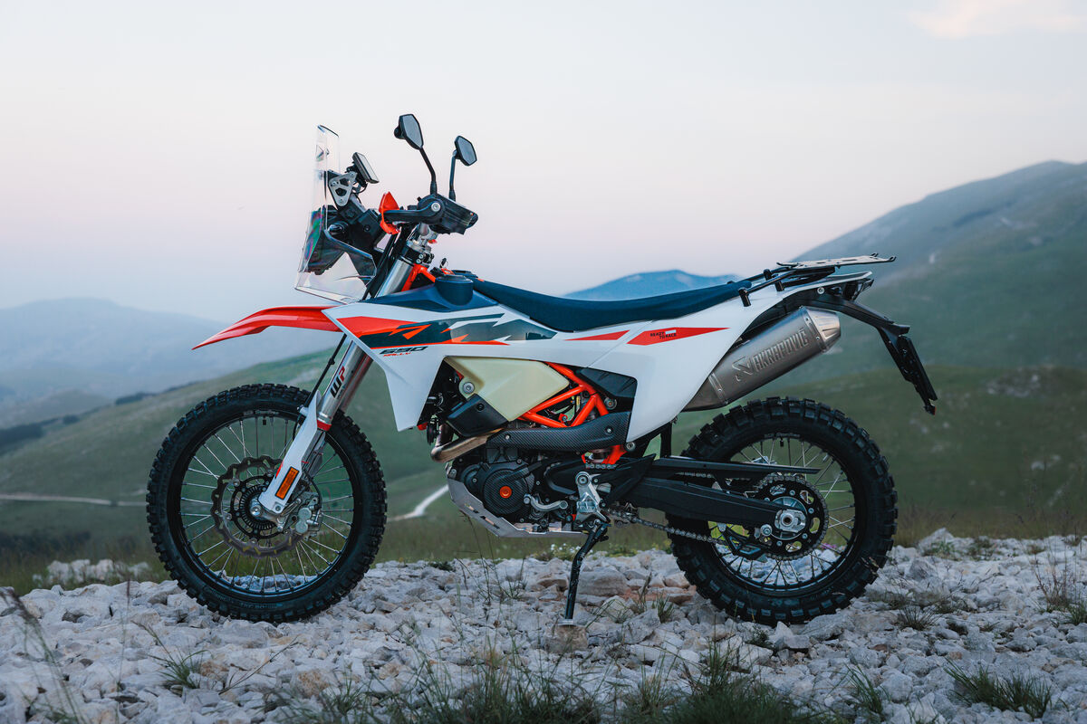 The unicorn is finally here – KTM releases 690 Rally lightweight